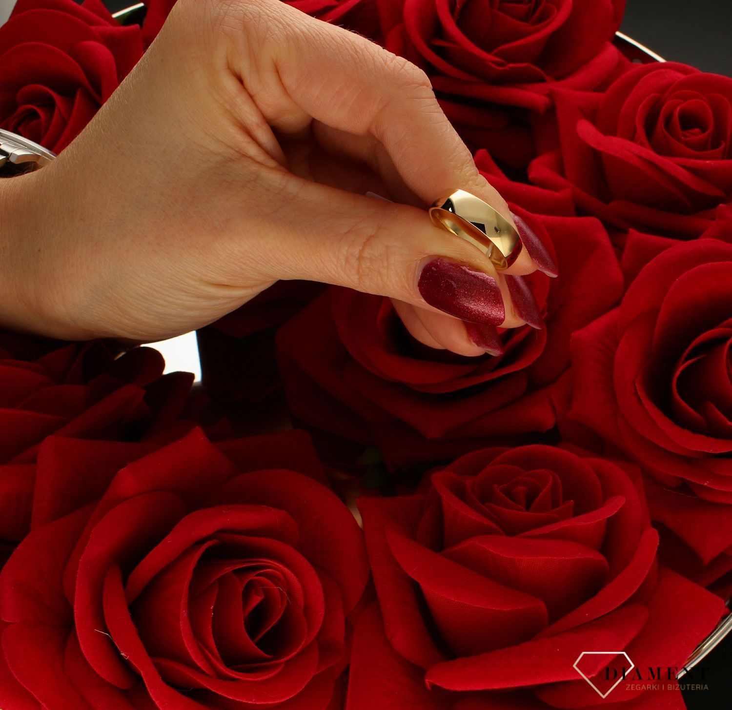 Złota obrączka ślubna męska półokrągła soczewkowa 585  Żółte złoto  6 mm  Rozmiar 24.jpg